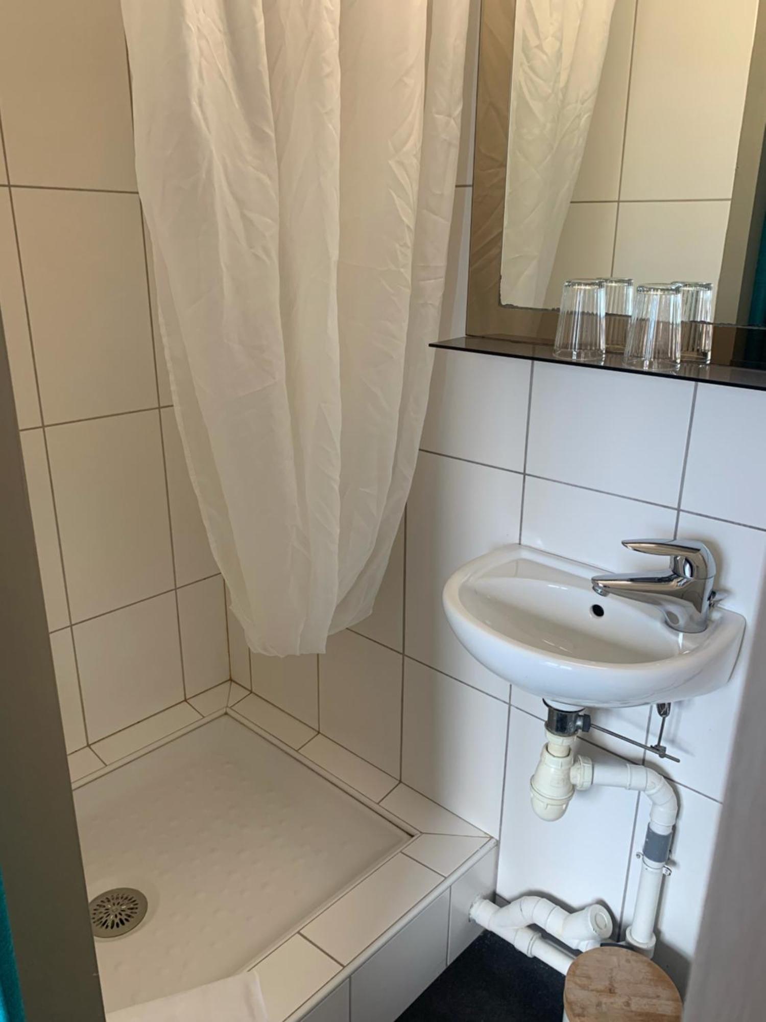Hotel Fine Англе Екстериор снимка