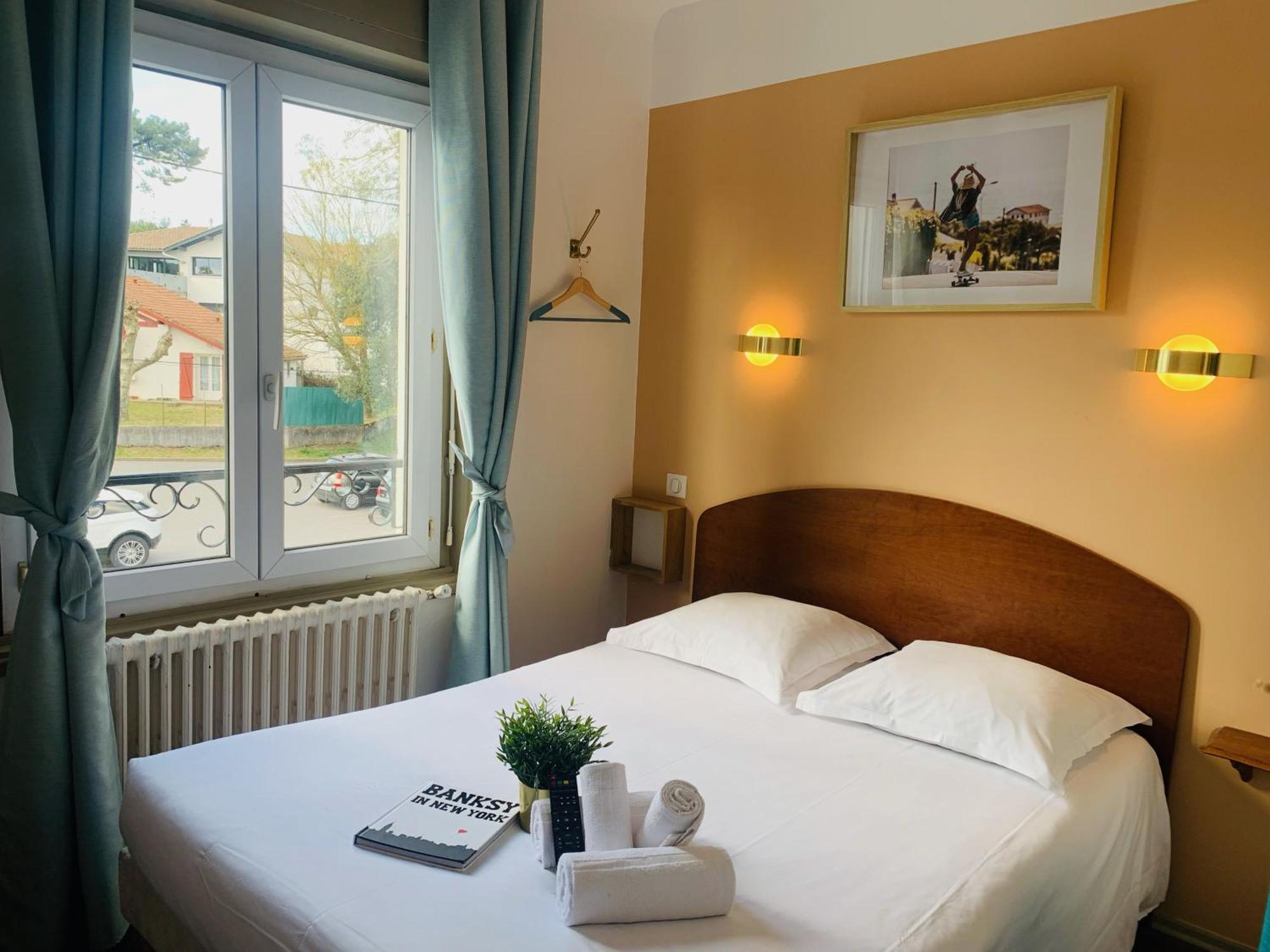 Hotel Fine Англе Екстериор снимка